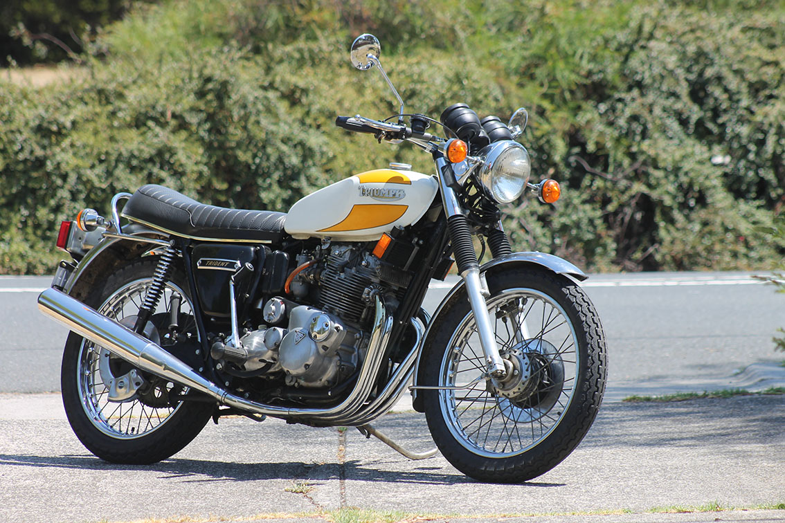 Triumph T160