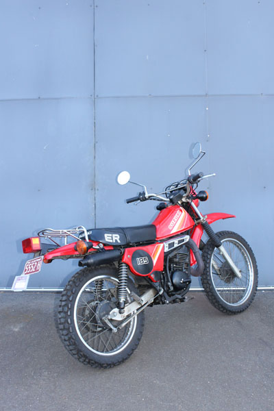 Suzuki TS185ER