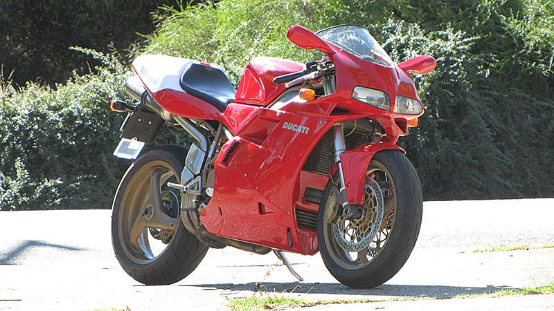 Ducati 916