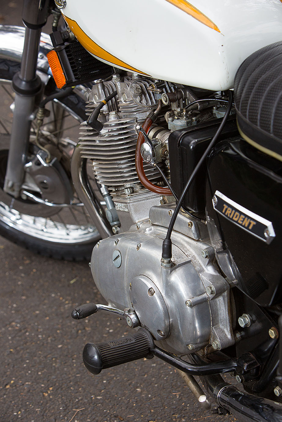 Triumph Trident T160