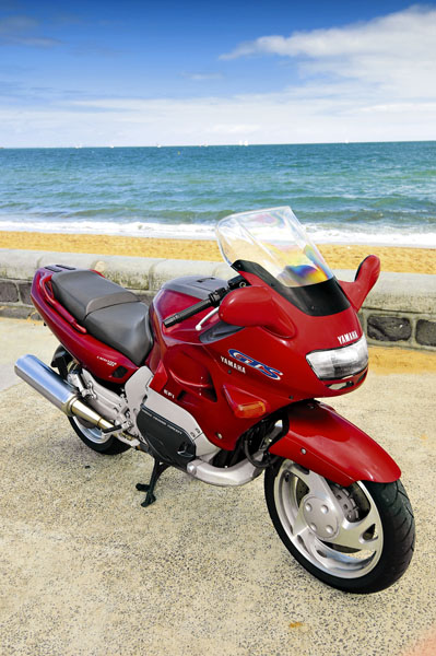 yamaha
              gts1000