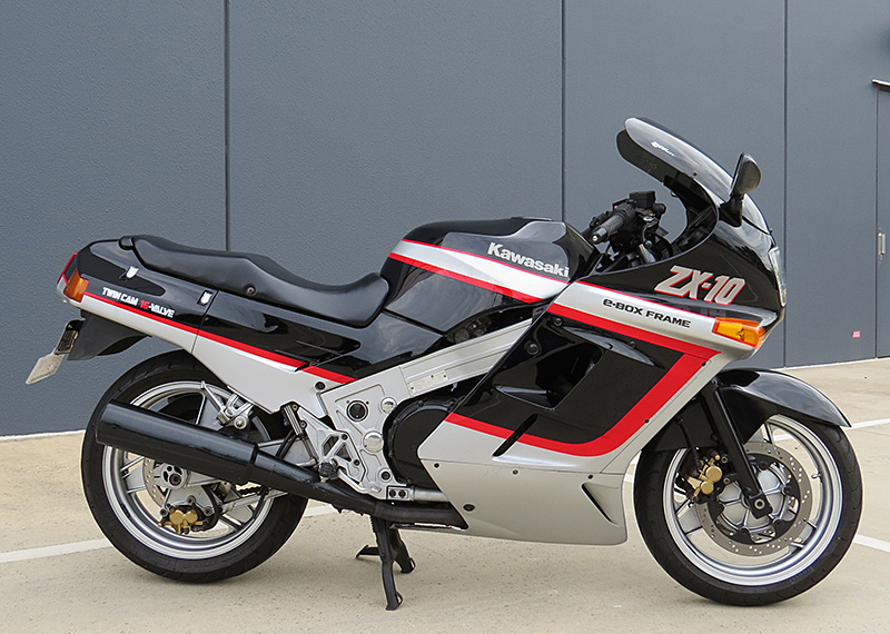 kawasaki
              zx-10