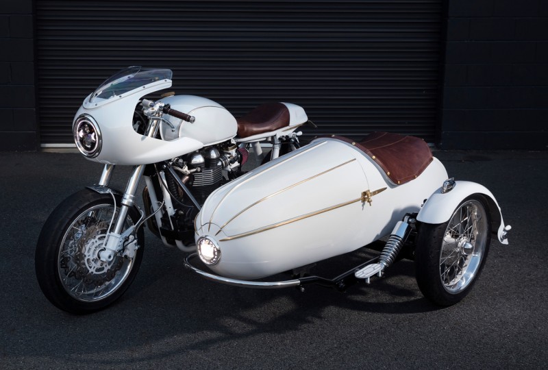 Triumph Cafe racer outfit