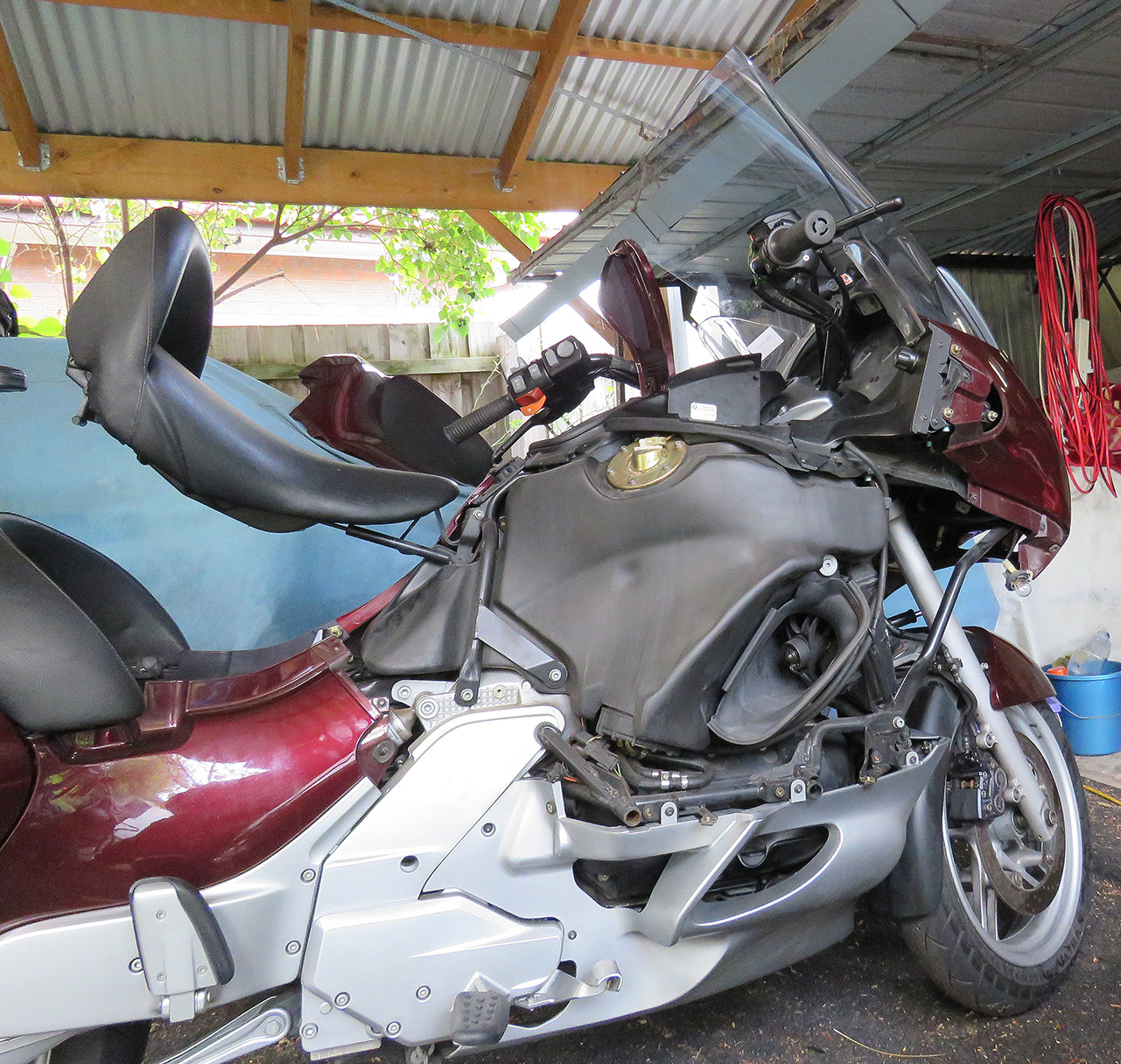 BMW
                  K1200LT