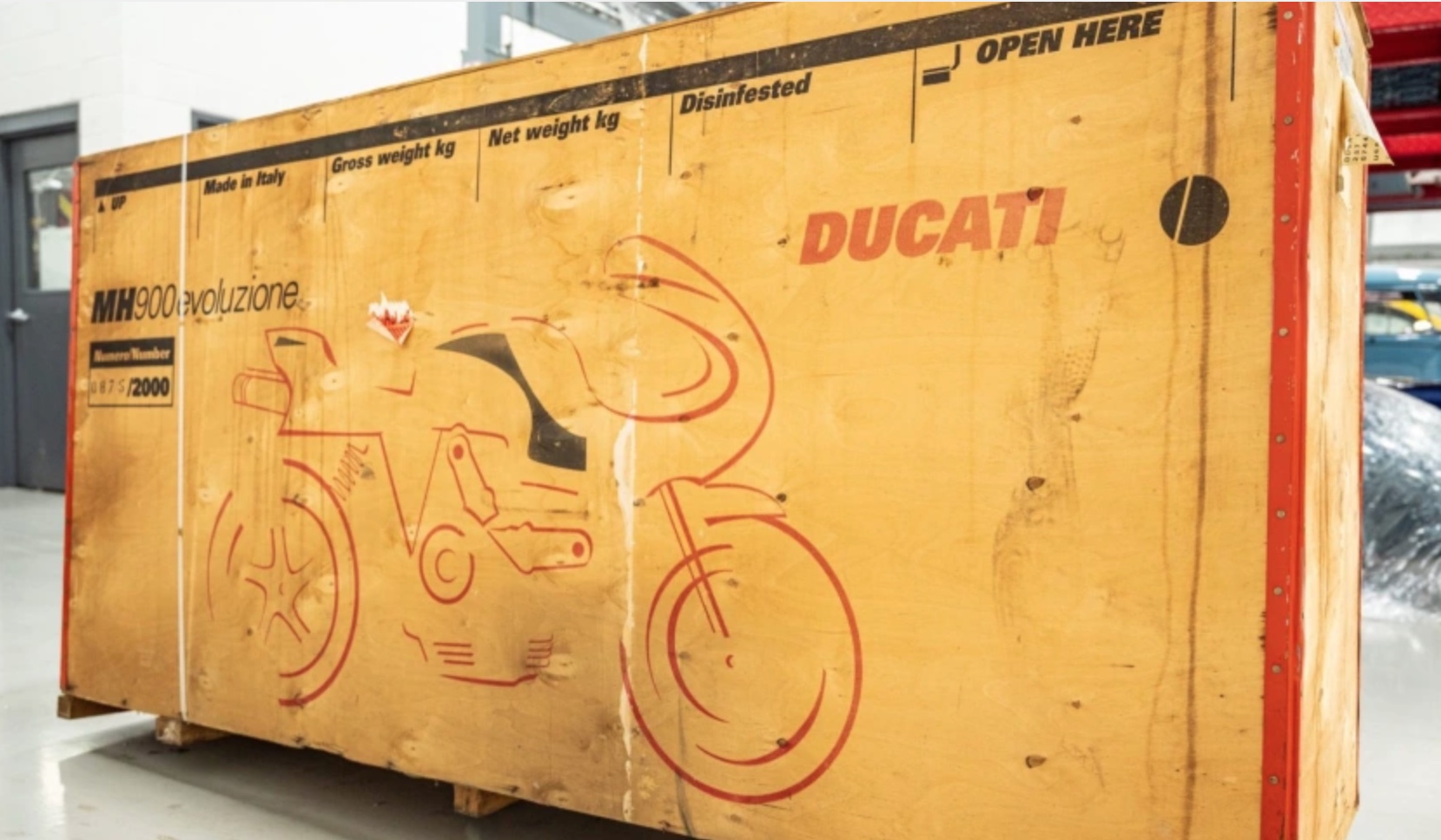 ducati mh900e