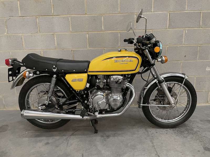 Honda
              CB400-Four