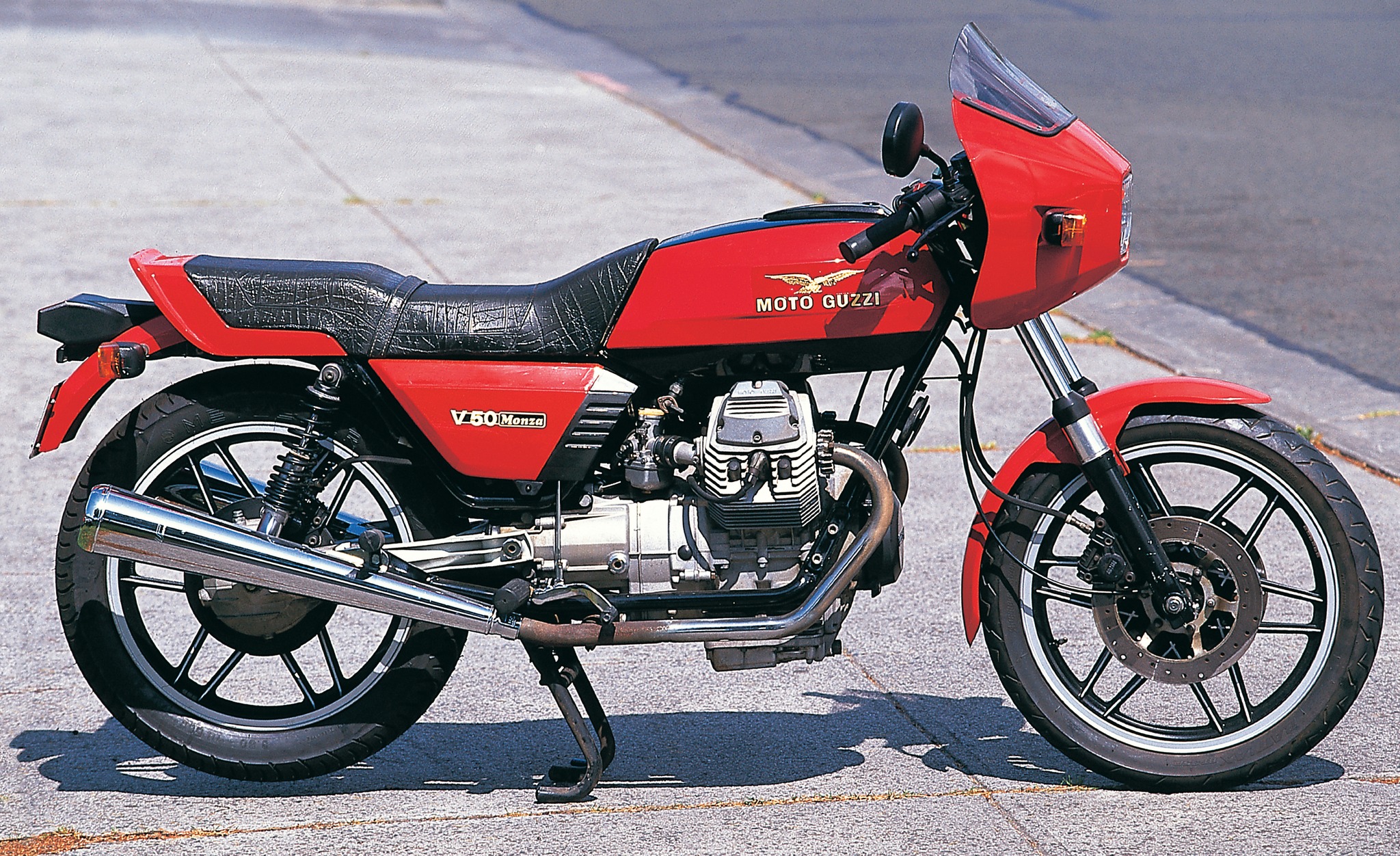 Moto Guzzi V50
              Monza