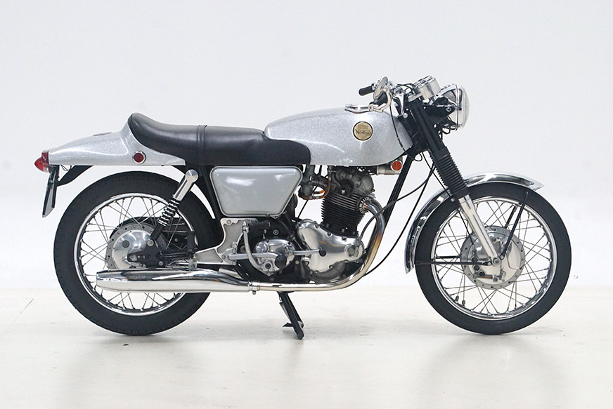 Norton Commando