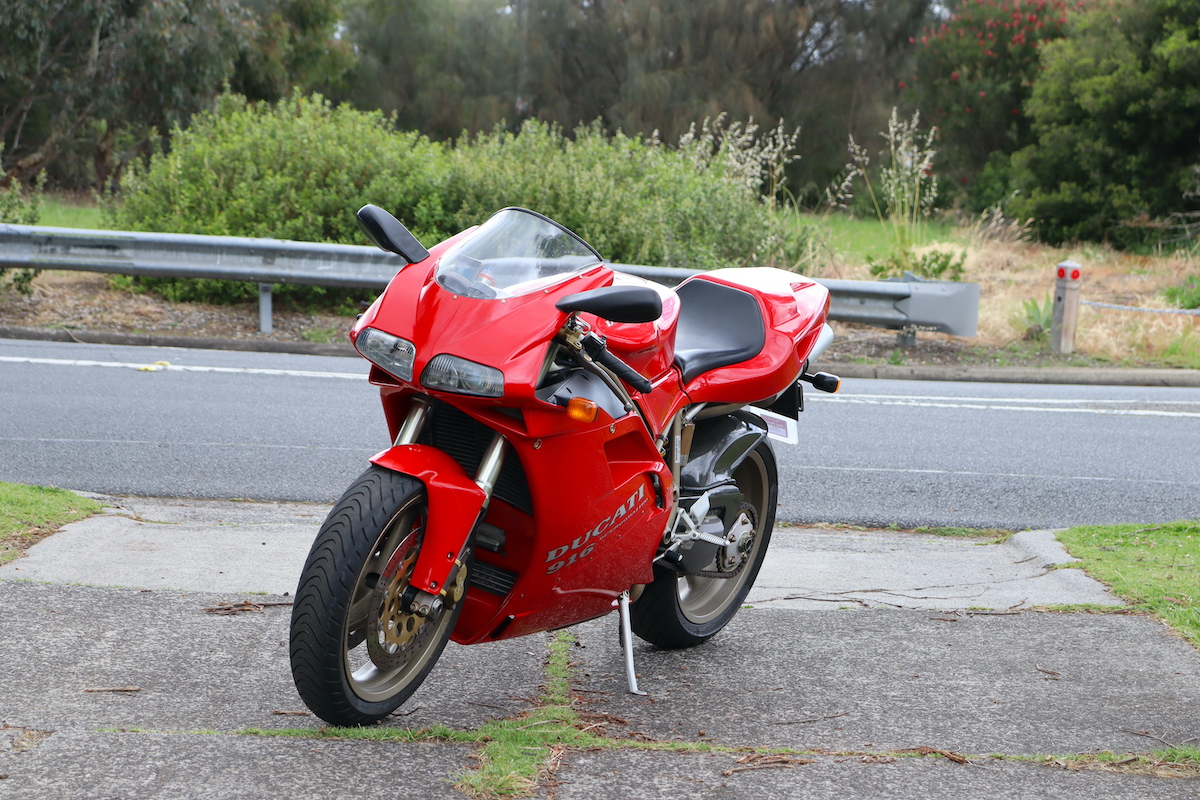 ducati 916