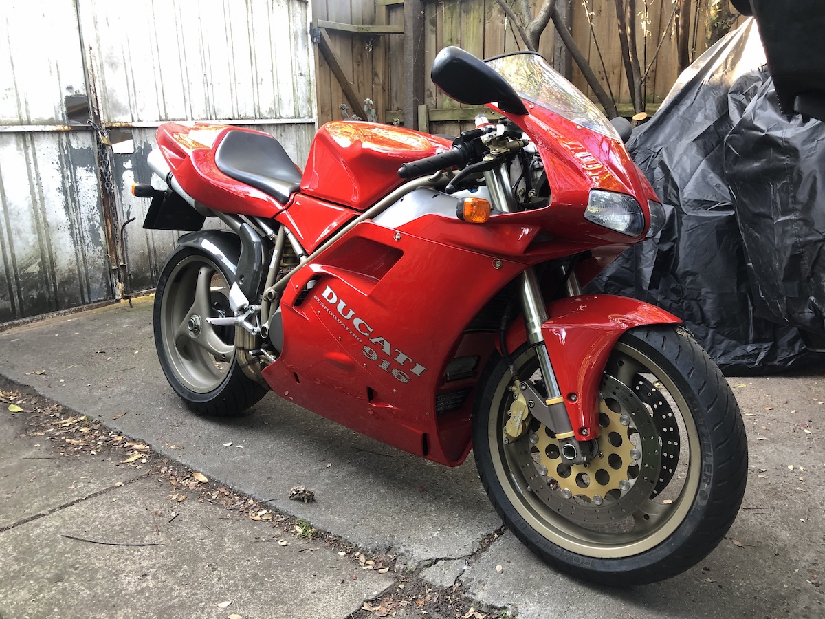 ducati 916