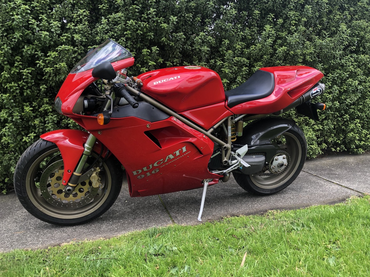 ducati 916