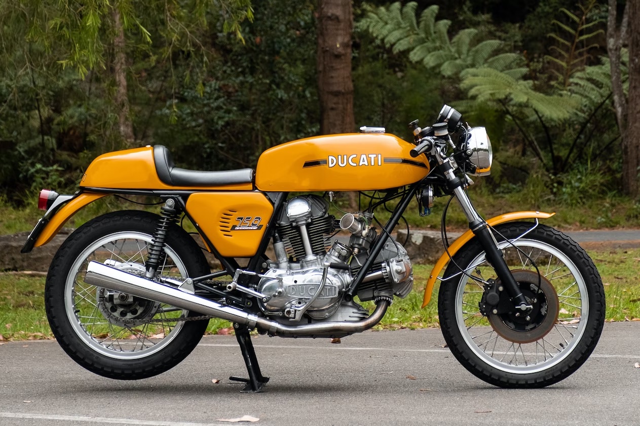 ducati 750 sport