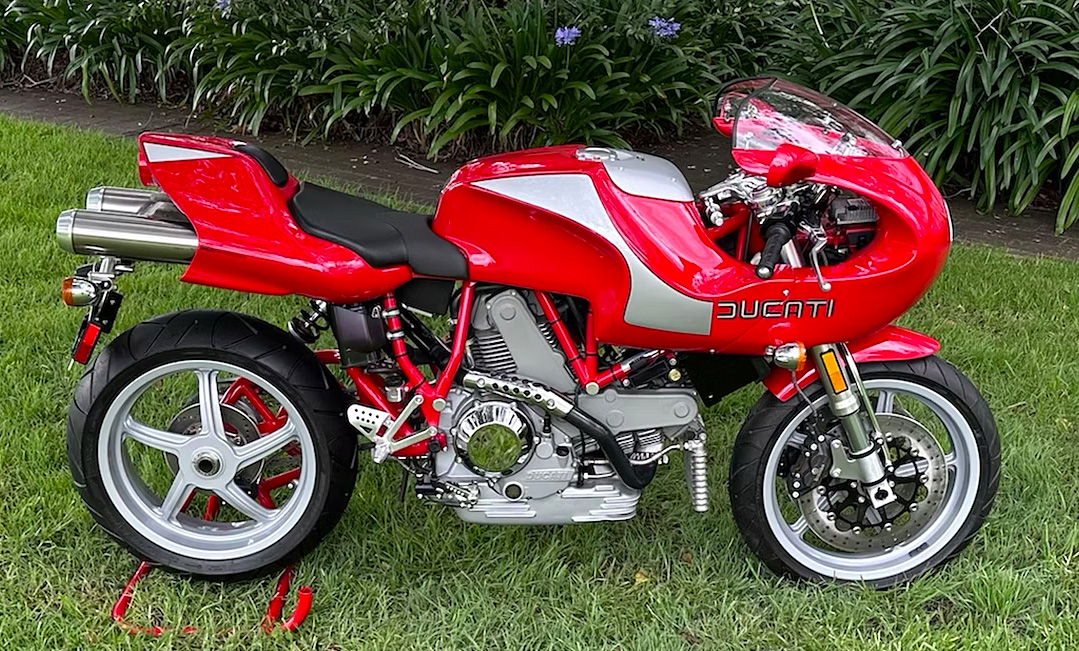 ducati MH900e
