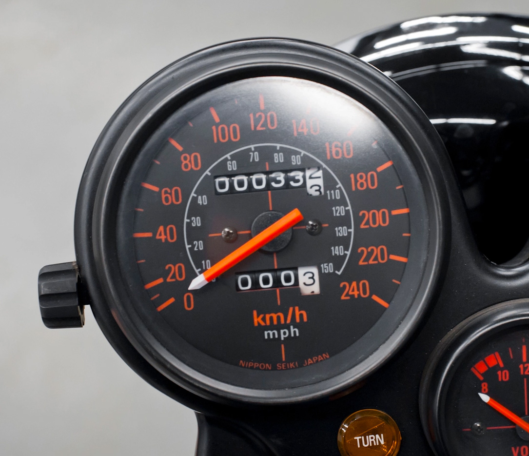honda
              cbx1000